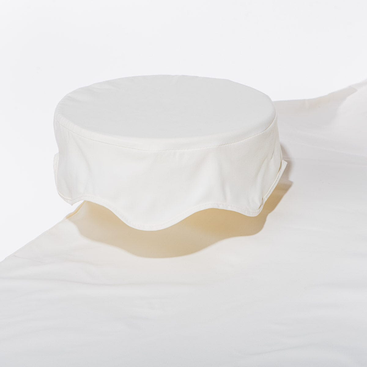 The Al Fresco Sun Lounger Cover - Antique White Al Fresco Sun Lounger Covers Business & Pleasure Co