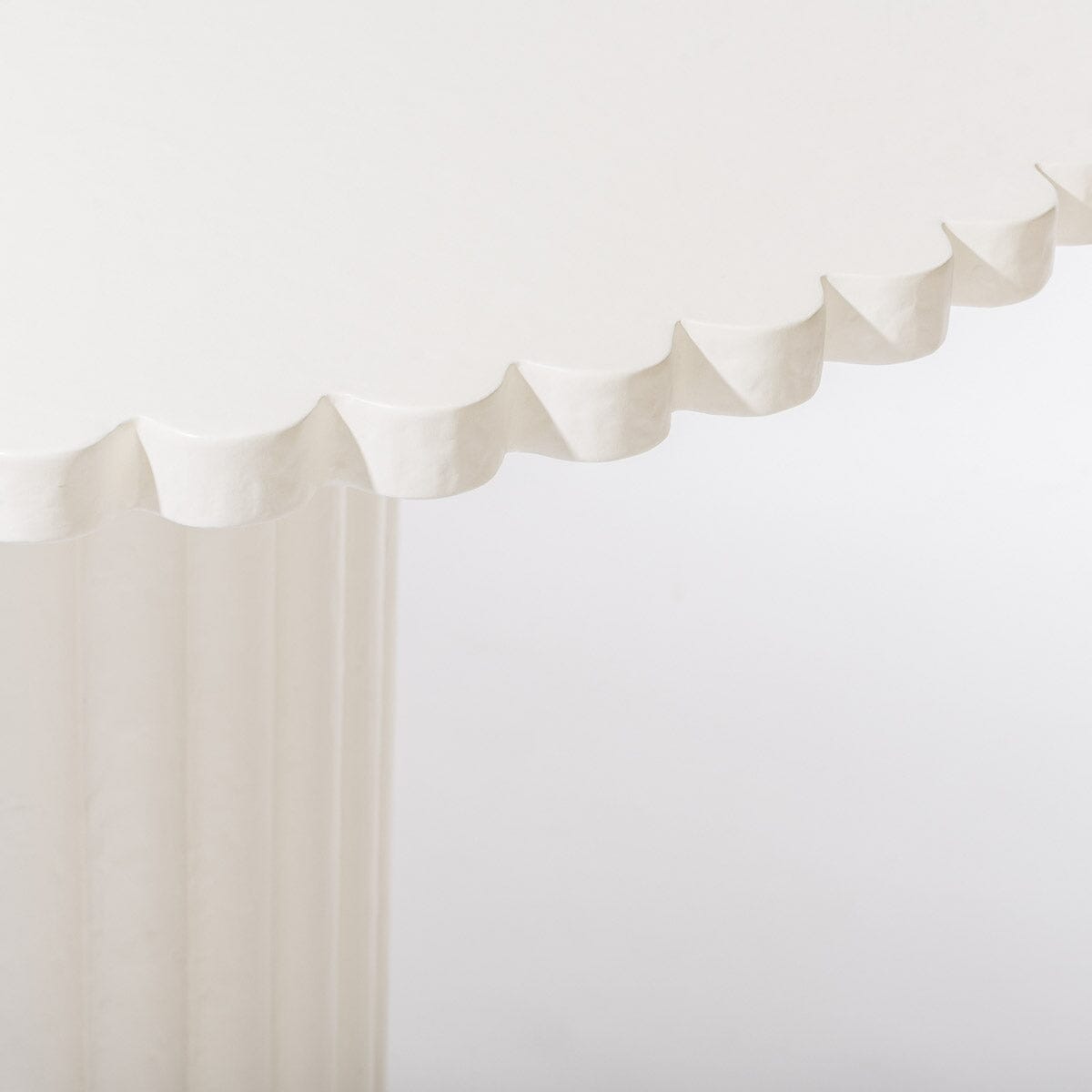 The Daisy Table - Antique White