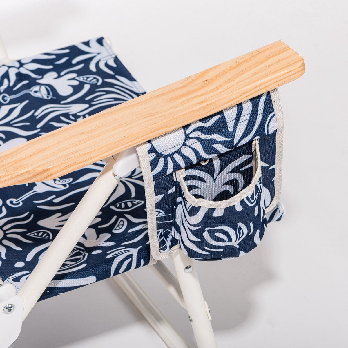 The Mañana Chair - Continental Drifter Tiki Mañana Beach Chair Margaritaville by B&P Co.