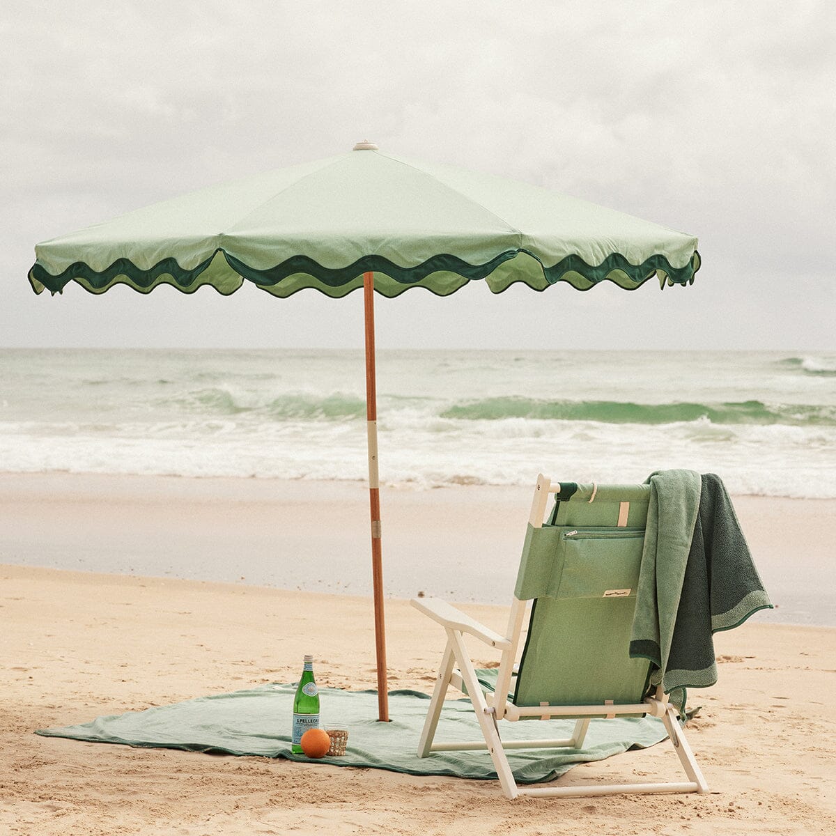 The Amalfi Umbrella - Rivie Green Amalfi Umbrella Business & Pleasure Co 