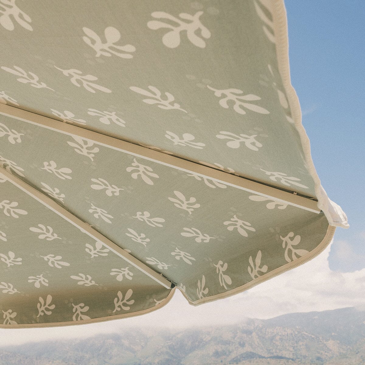 The Market Umbrella - Sandstone Market Umbrella Business & Pleasure Co.