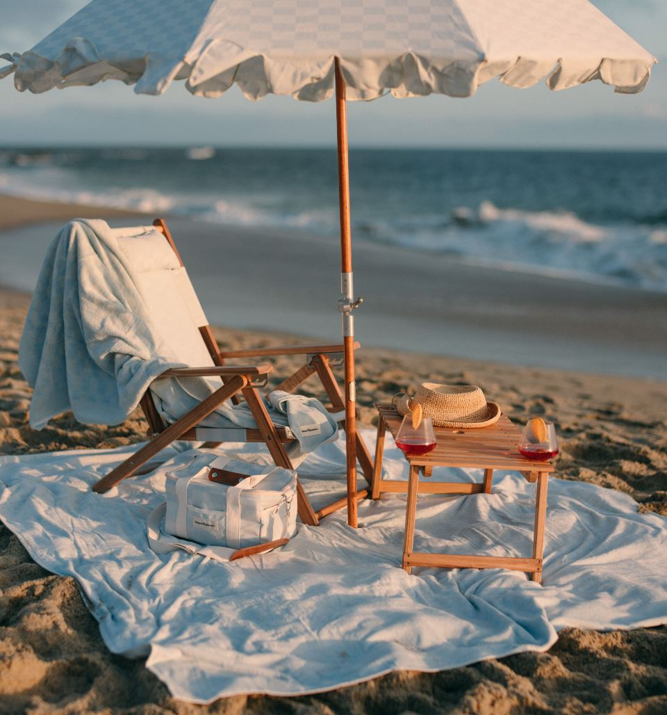 The Folding Table Folding Table Business & Pleasure Co