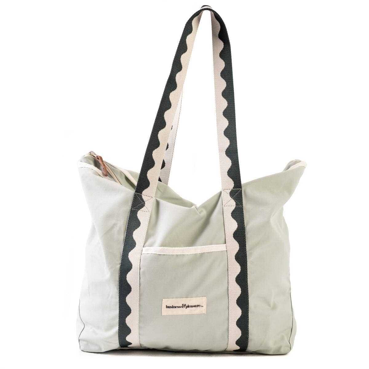 Studio image of riviera green beach bag