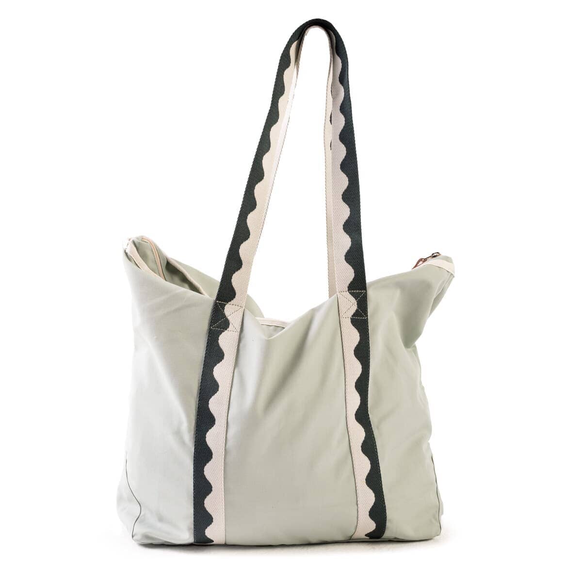 Studio image of riviera green beach bag