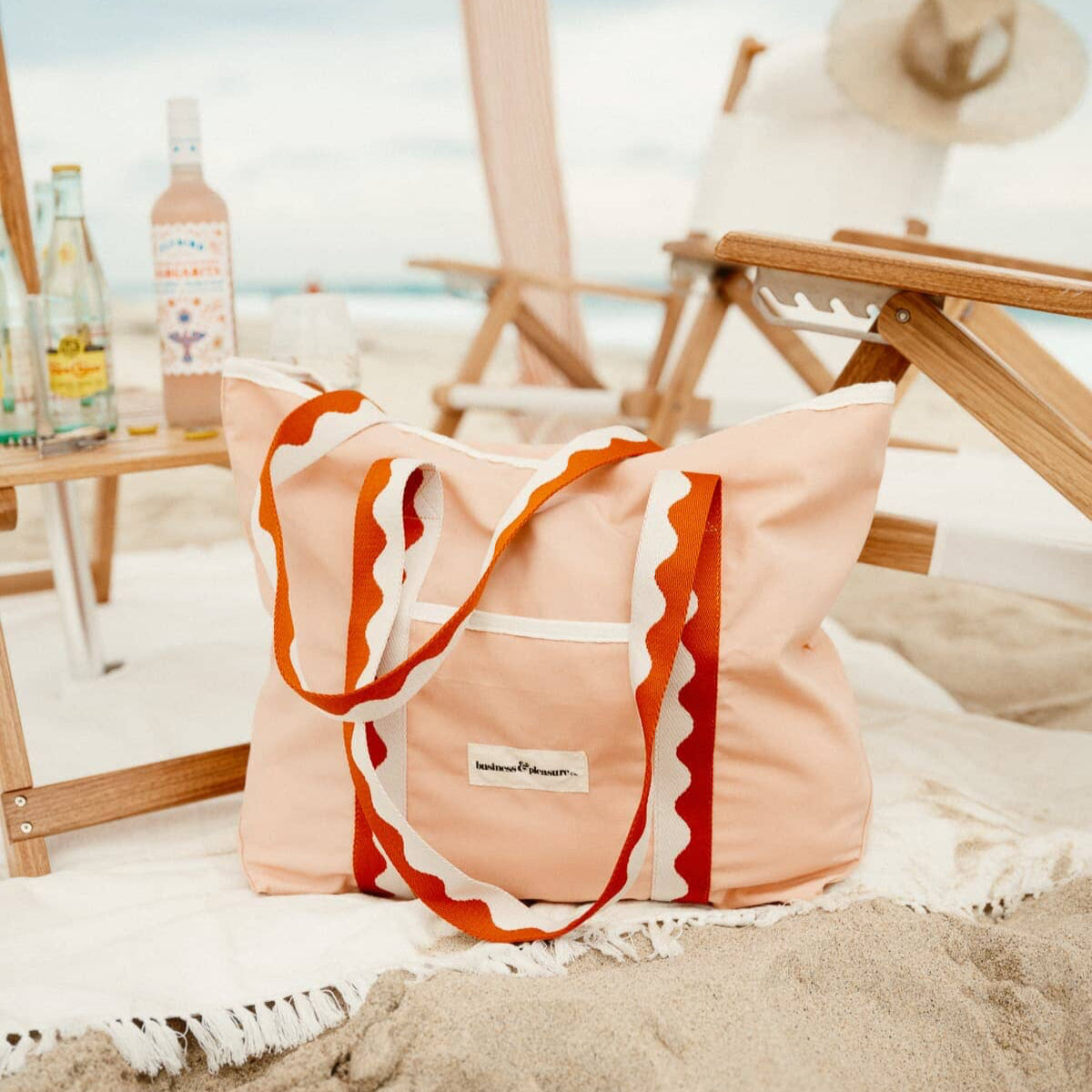 Riviera pink beach bag at the beach