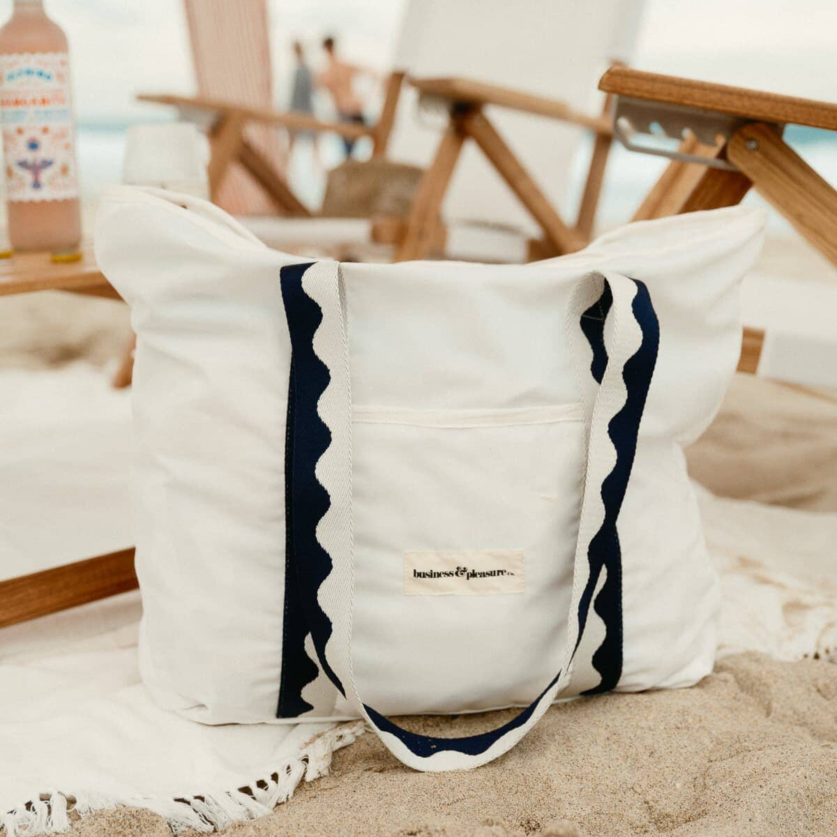 Riviera white beach bag at the beach