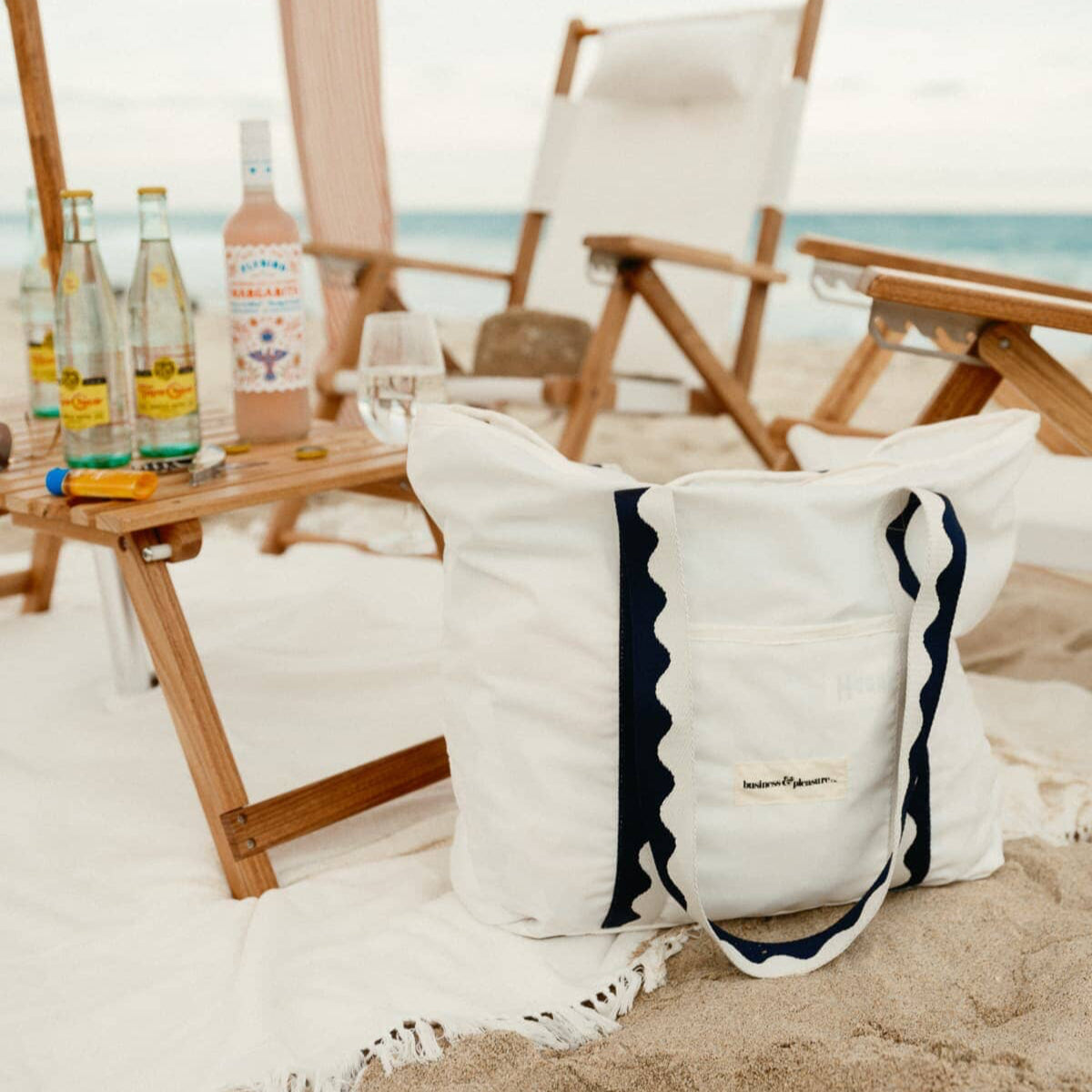 Riviera white beach bag at the beach
