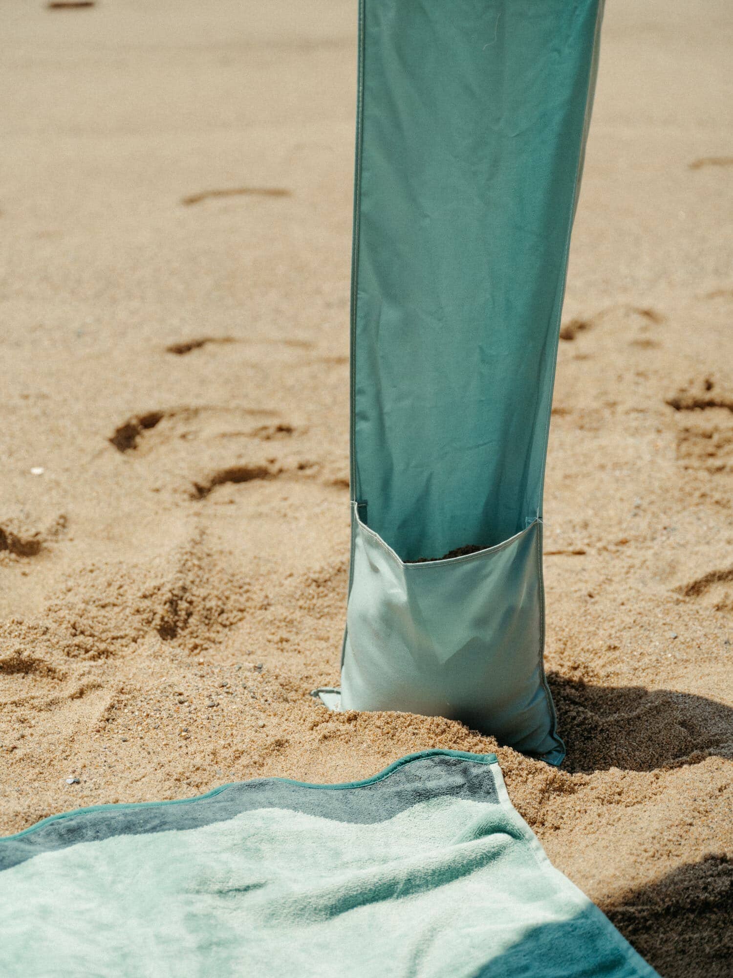 Close up of leg of cabana