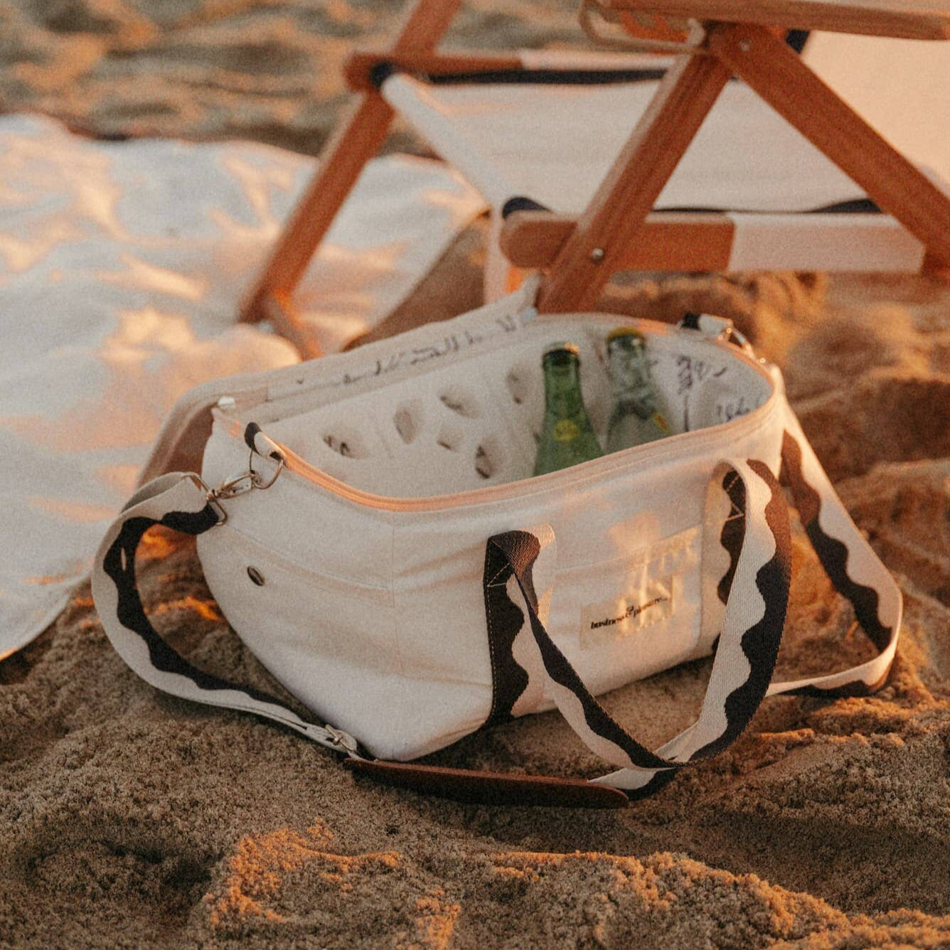 beach setting with riviera white cooler bag