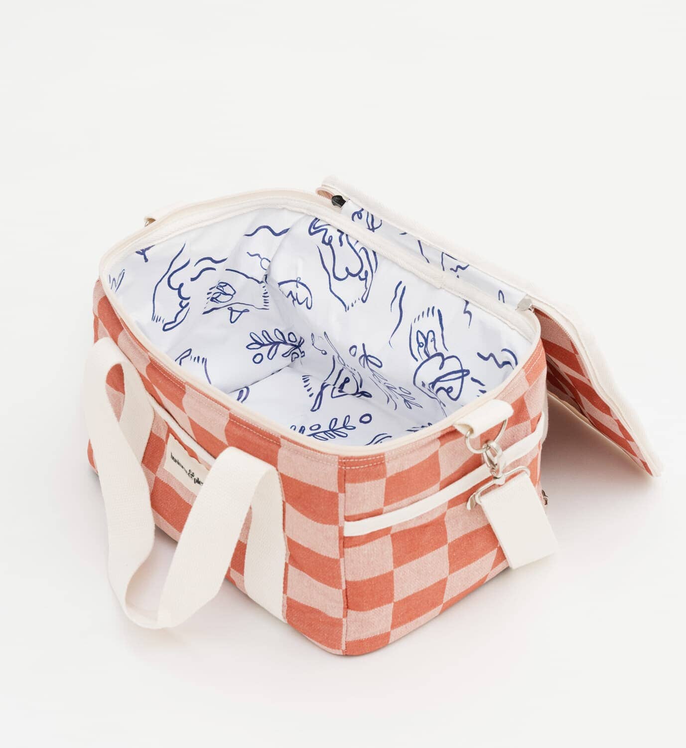 Studio image os le sirenuse check cooler bag