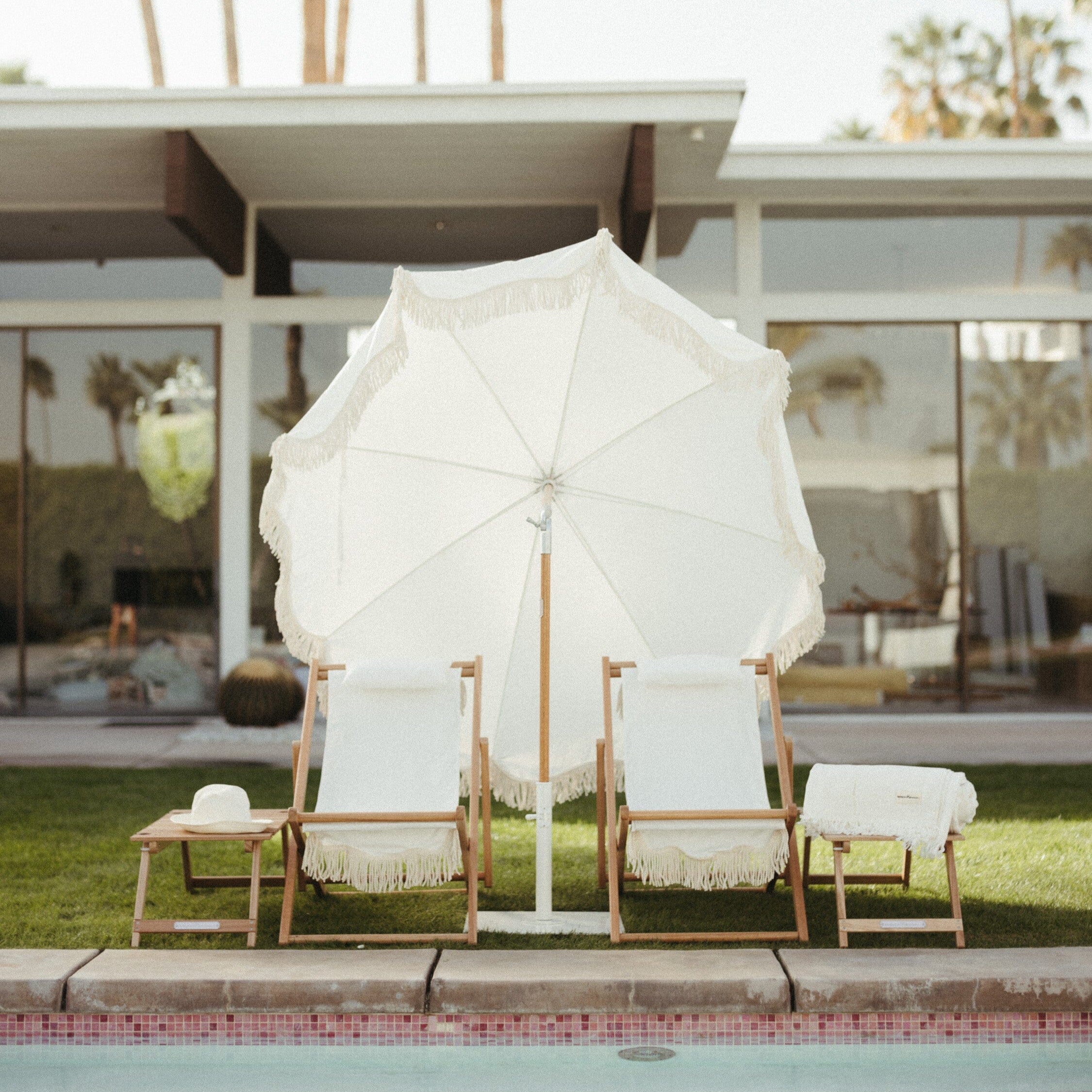 The Classic Base - 35 lbs - White Classic Base Business & Pleasure Co