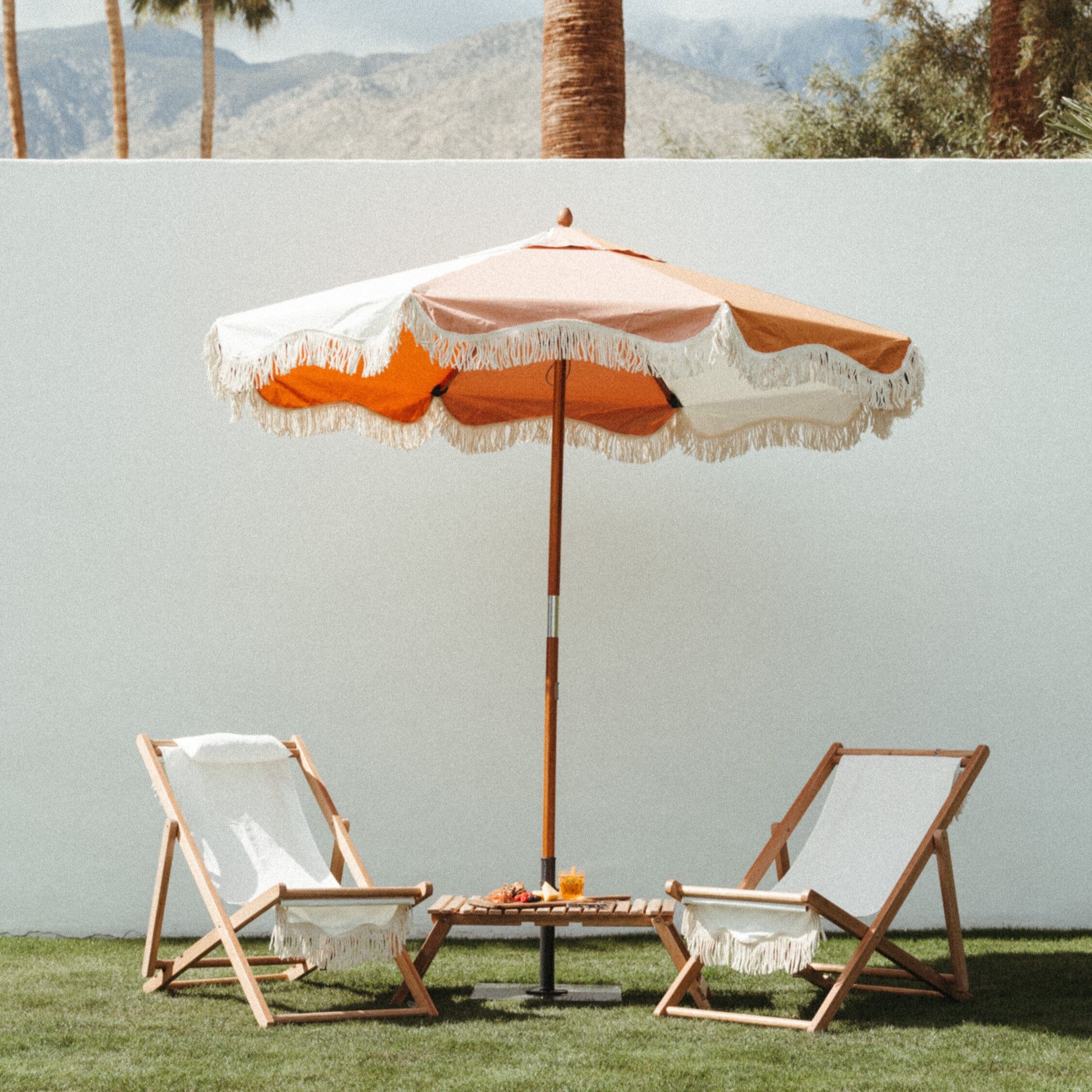 The Market Umbrella - 70's Cinque Market Umbrella Business & Pleasure Co