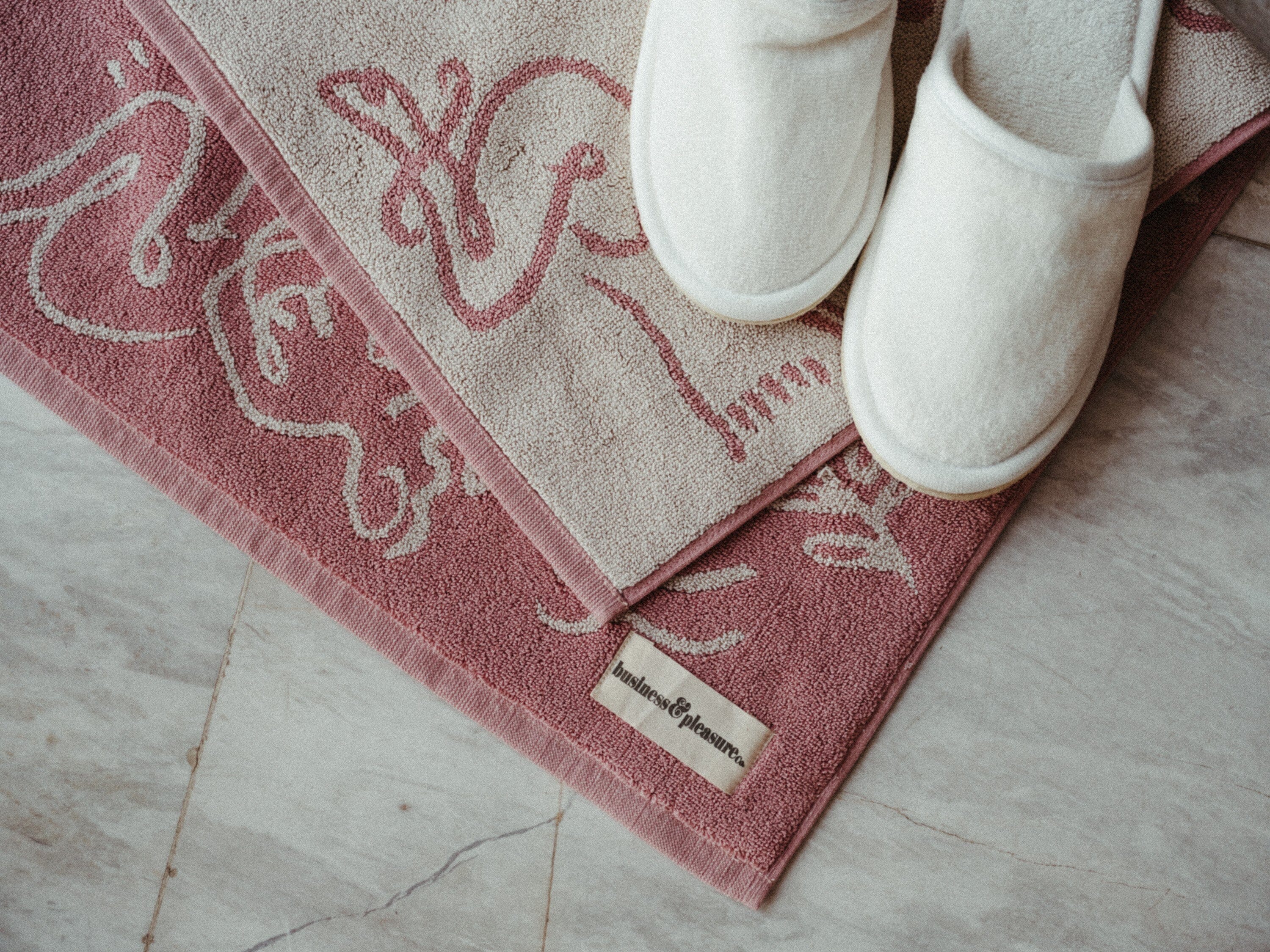 The Bath Mat - Le Basque Pink