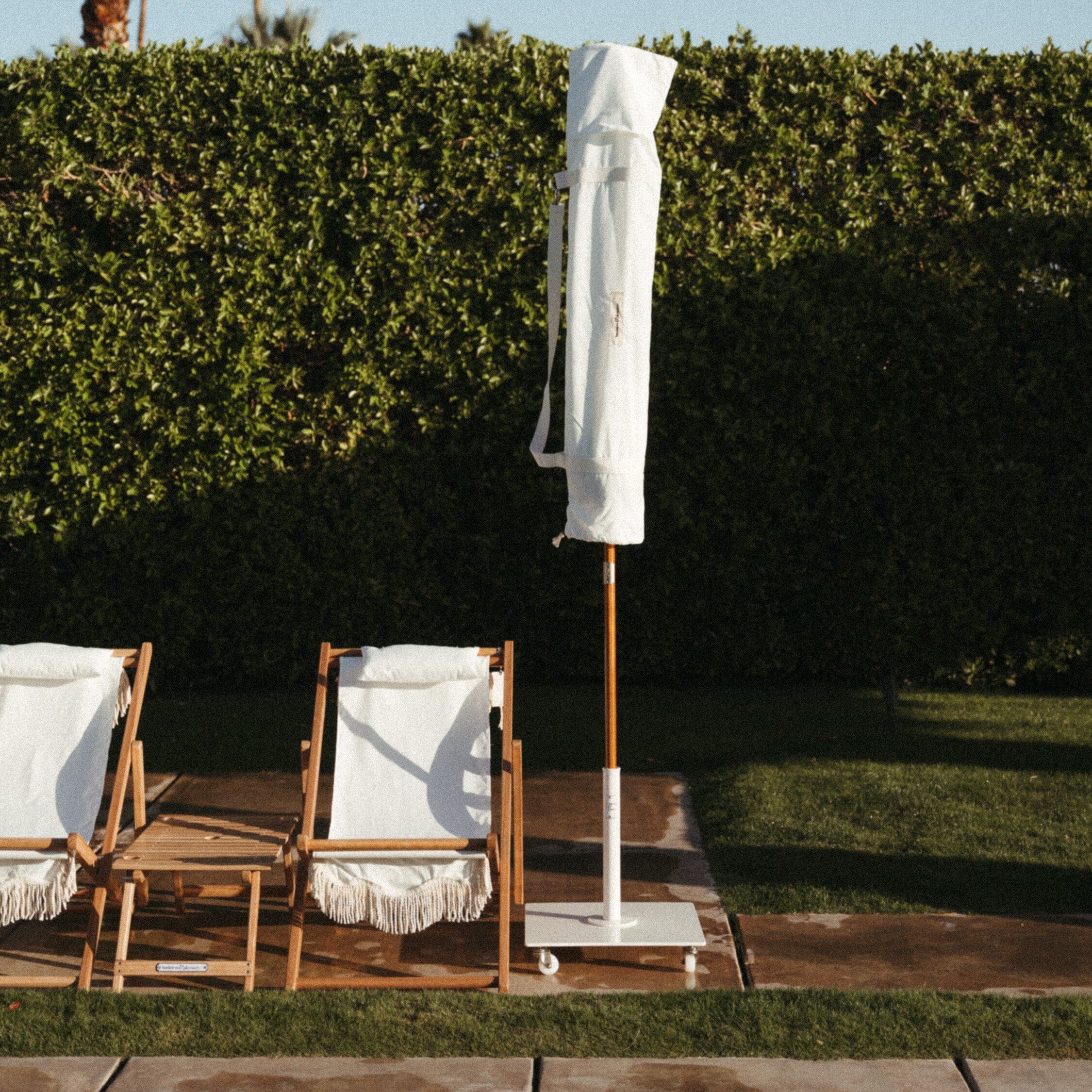 The Classic Base - 35 lbs - White Classic Base Business & Pleasure Co