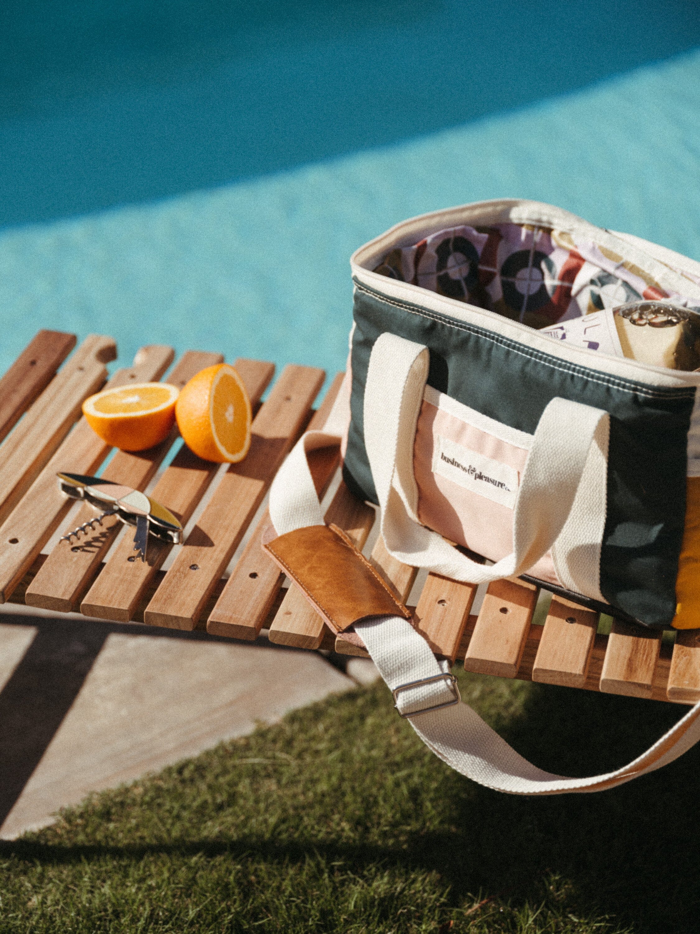 The Premium Cooler Bag - 70's Panel Cinque
