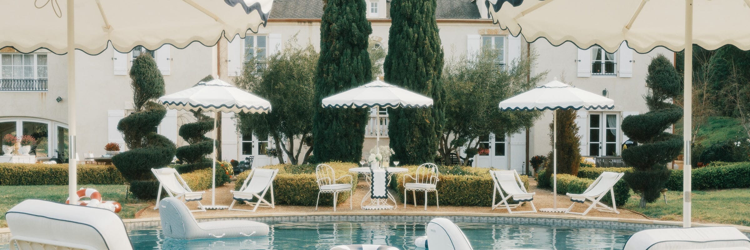 Market Umbrellas - Business & Pleasure Co.