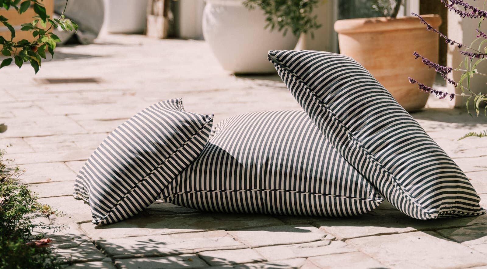 Outdoor Throw Pillows - Business & Pleasure Co.