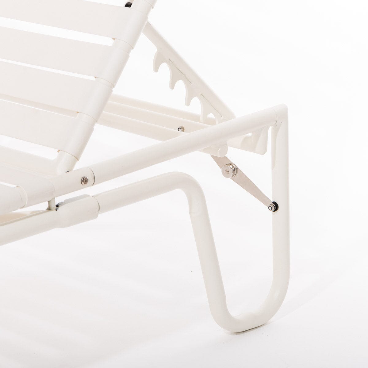 The Sunliner Lounger - Antique White Sunliner Lounger Business & Pleasure Co. 