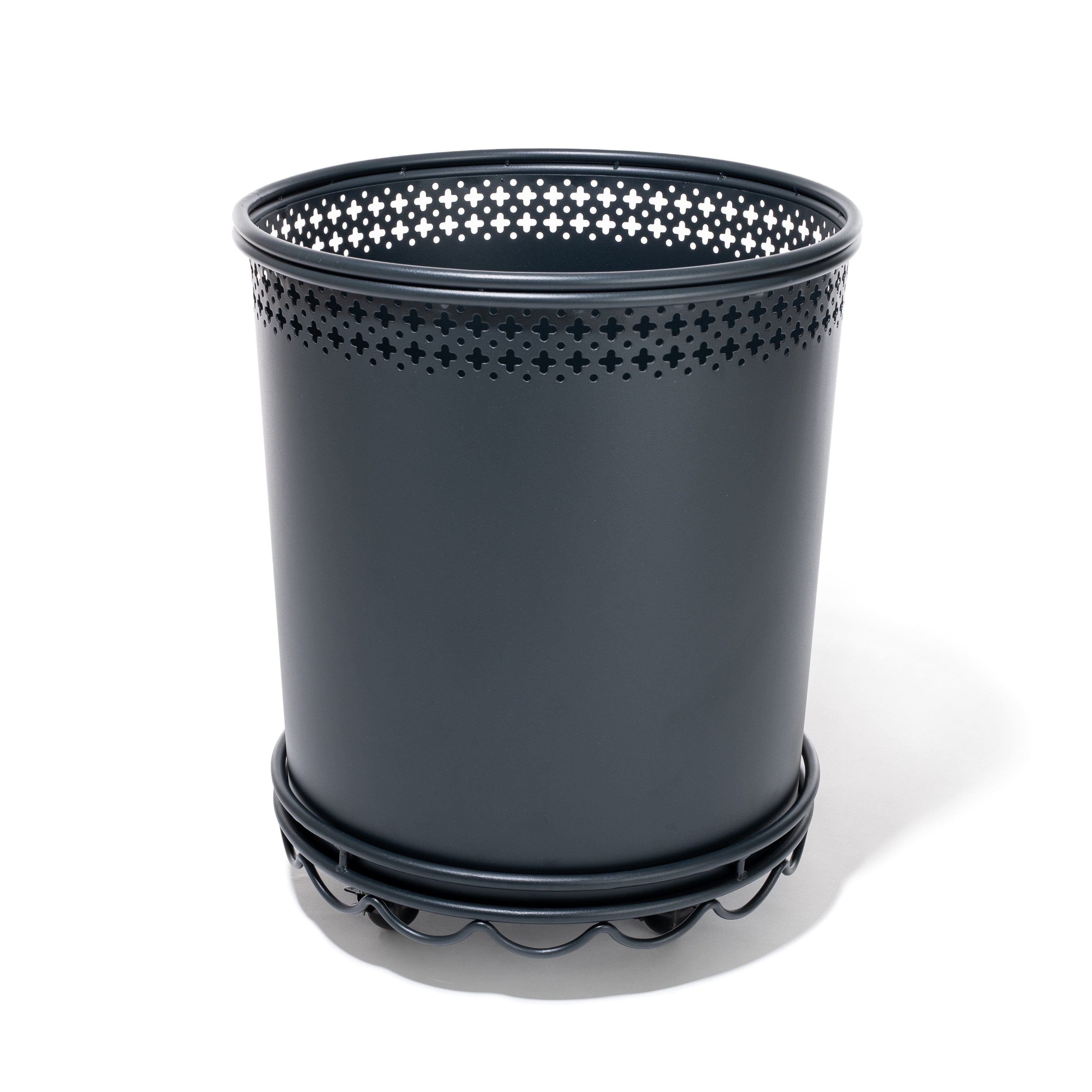 Al Fresco Planter Business & Pleasure Co. Vintage Black Large 