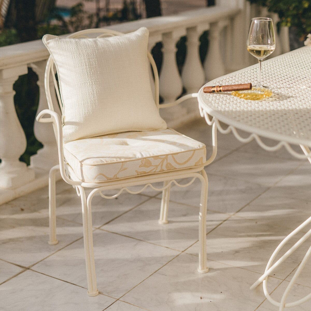 Al Fresco Dining Chair & Cushion Business & Pleasure Co. Hanalei Bay Natural Jacquard Antique White 