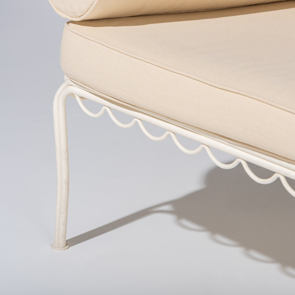 The Al Fresco Love Seat