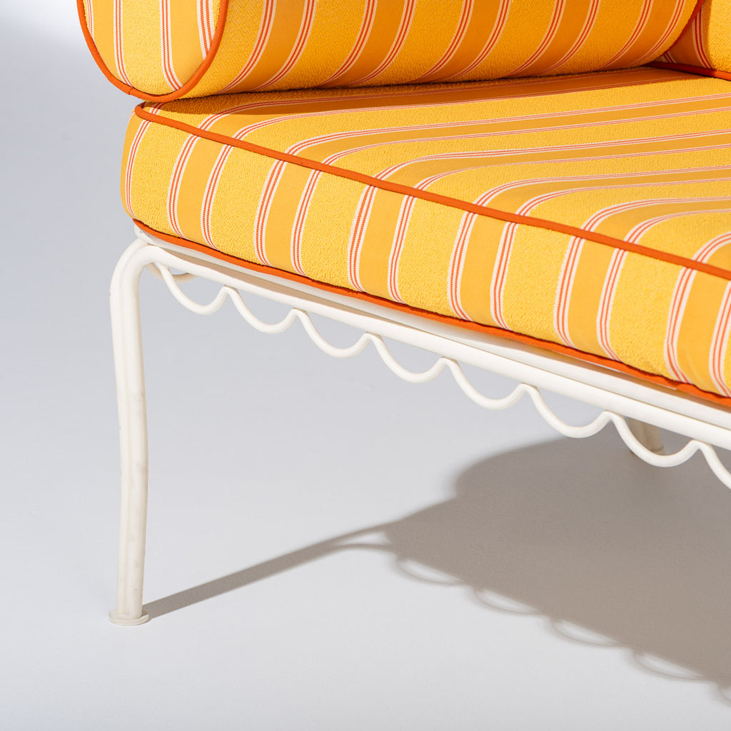 The Al Fresco Love Seat