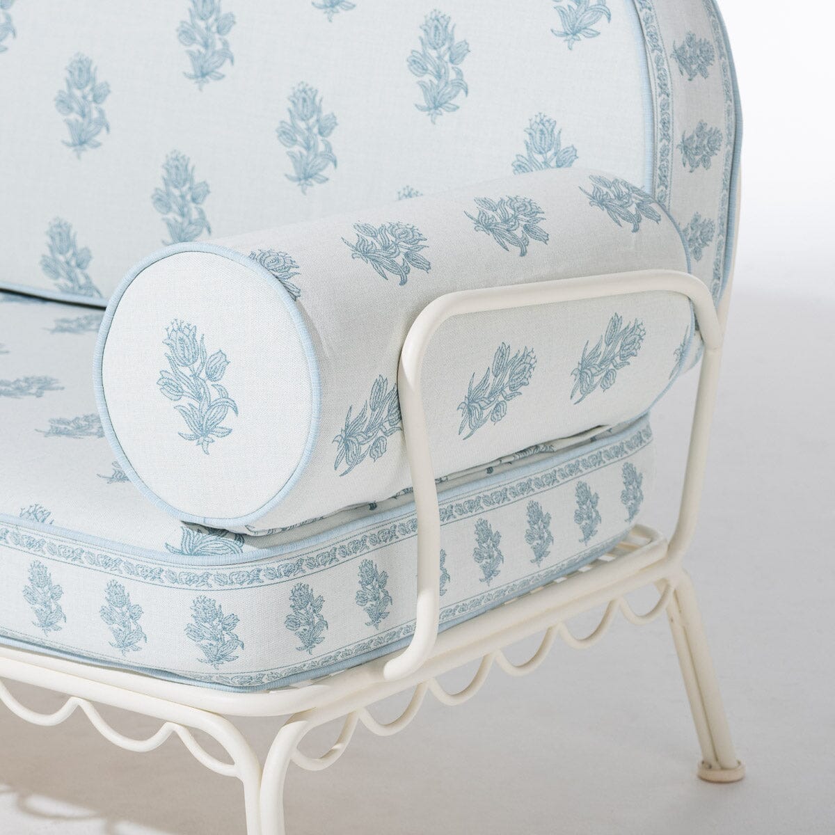 The Al Fresco Sofa by Amanda Lindroth Al Fresco Sofa Kit B&P Co. by Amanda Lindroth 