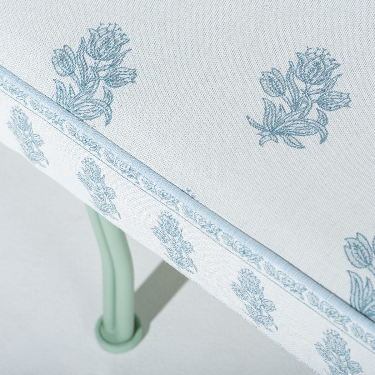 The Al Fresco Sofa by Amanda Lindroth Al Fresco Sofa Kit B&P Co. by Amanda Lindroth 