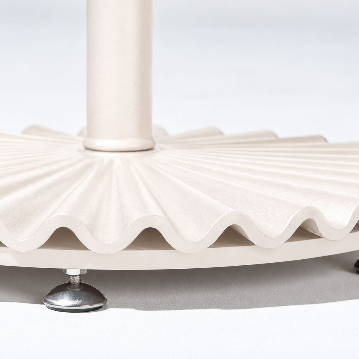 The XXL Clamshell Base - 150 LB XXL Clamshell Base Business & Pleasure Co. 