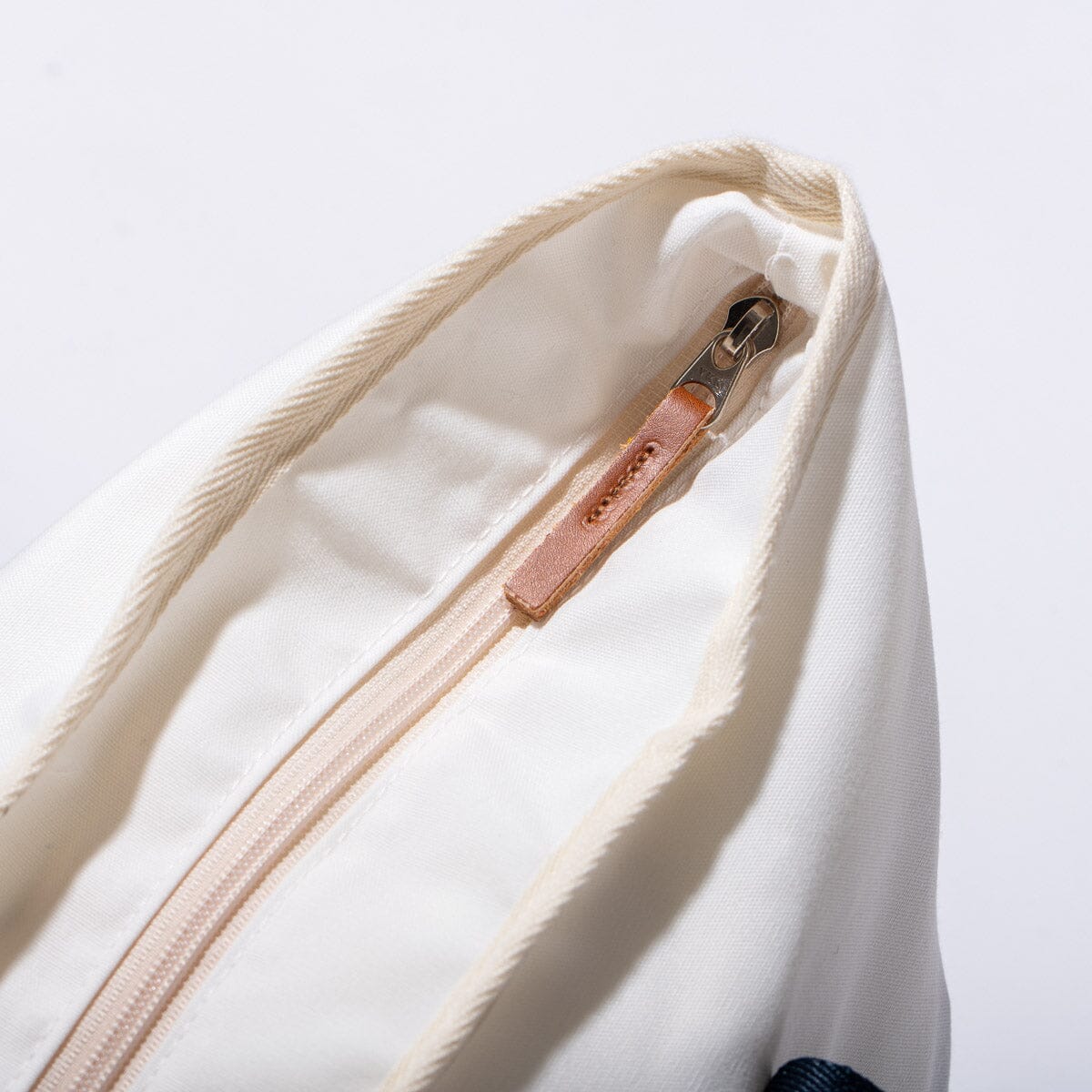 The Beach Bag - Rivie White Beach Bag Business & Pleasure Co. 