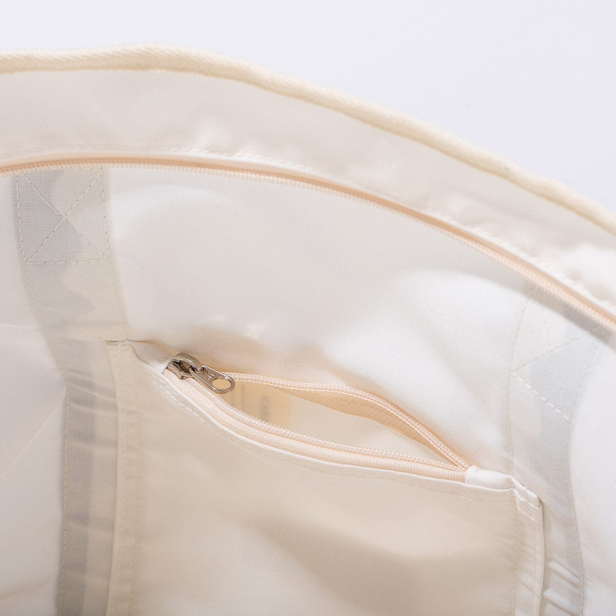 The Beach Bag - Rivie White Beach Bag Business & Pleasure Co. 