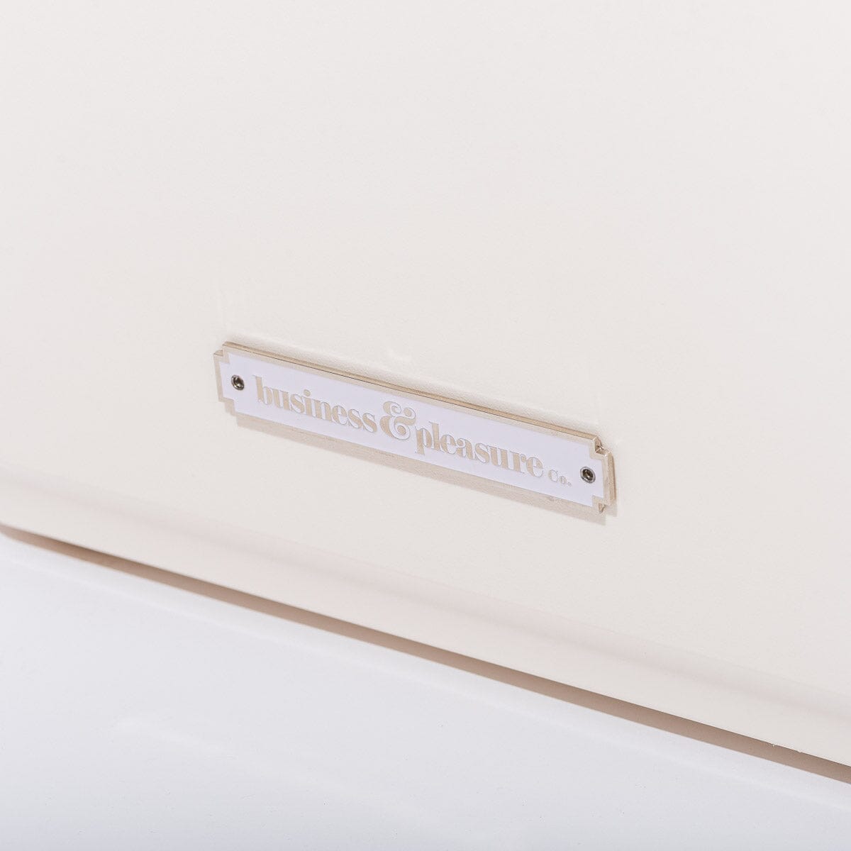 The Hemingway Cooler - Antique White - 35 Quarts Hard Cooler Business & Pleasure Co 