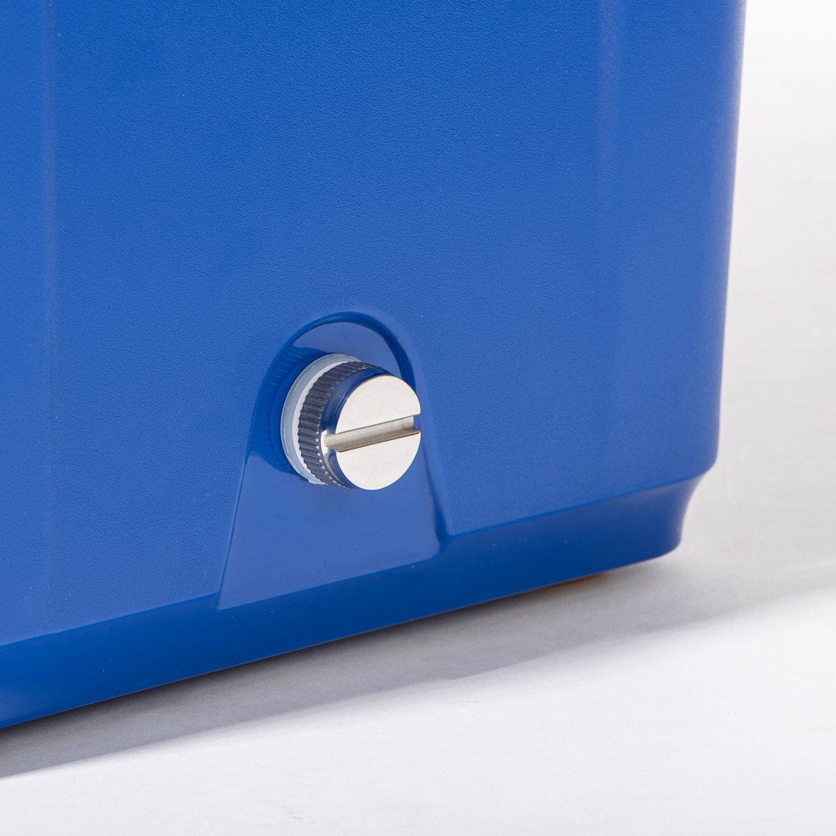 The Hemingway Cooler - Mediterranean Blue - 55 Quarts Hard Cooler Business & Pleasure Co. 