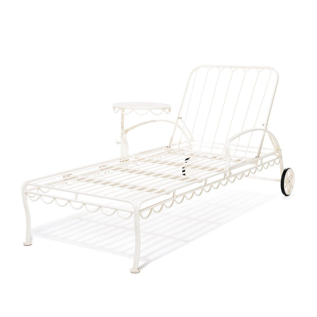 The Al Fresco Sun Lounger x Julia Berolzheimer in Rivie Slate | Antique White Frame B&P Co. x Julia Berolzheimer 