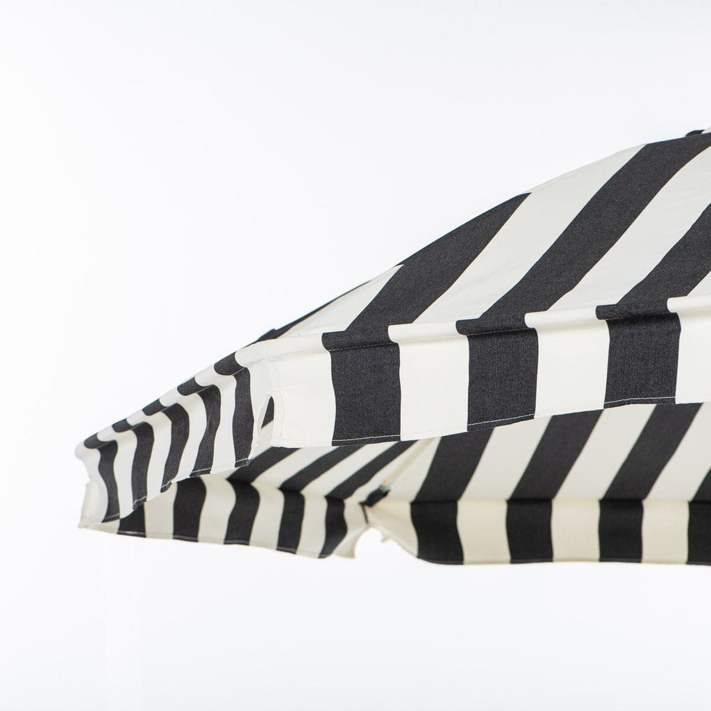 The Club Umbrella Club Umbrella Business & Pleasure Co. 