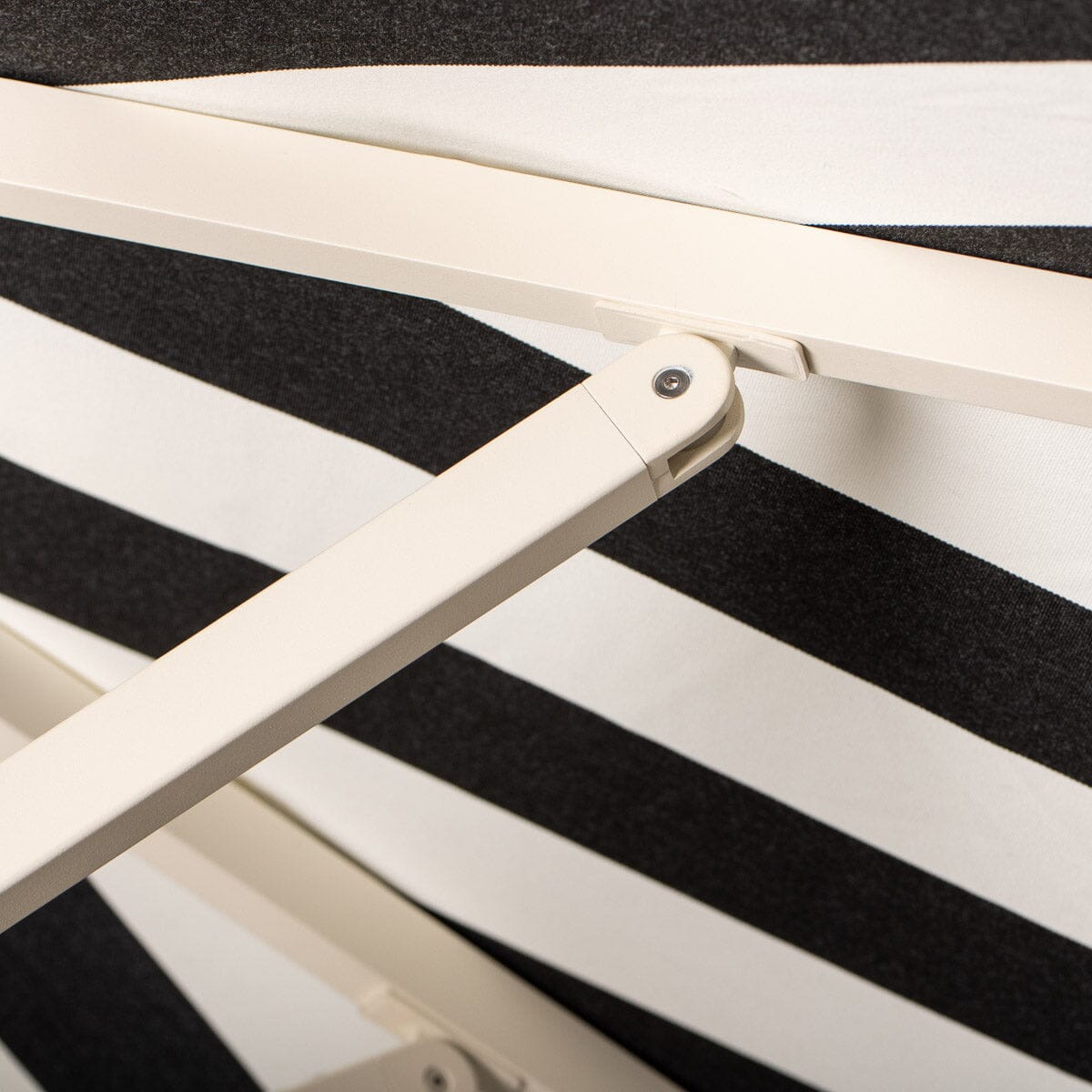 The Resort Market Umbrella in Crew Vintage Black Stripe | 10' Antique White Frame Resort Market Bundle Business & Pleasure Co. 