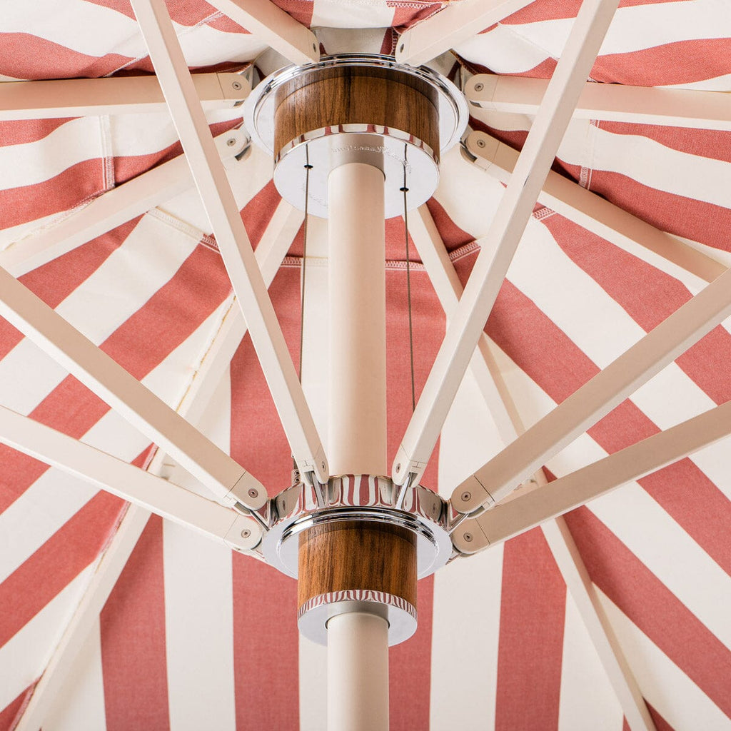 The Resort Market Umbrella in Crew Le Sirenuse Stripe | 12' Antique White Frame Bundle Business & Pleasure Co. 