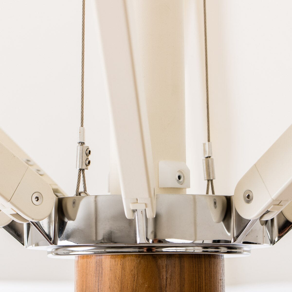 The Resort Market Umbrella in Straight White | 10' Antique White Frame Resort Market Bundle Business & Pleasure Co. 