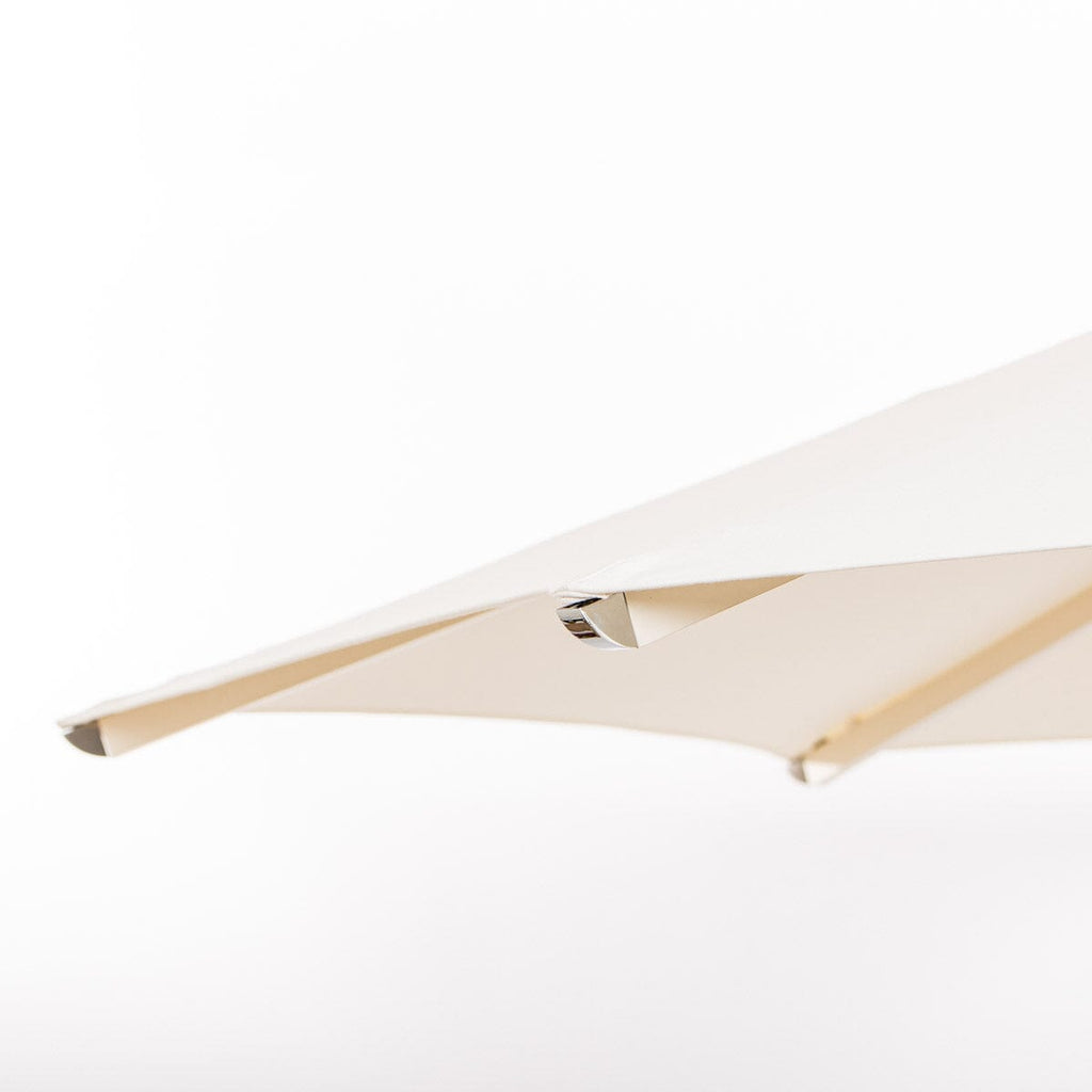 The Resort Market Umbrella in Straight White | 8' Antique White Frame Resort Market Bundle Business & Pleasure Co. 