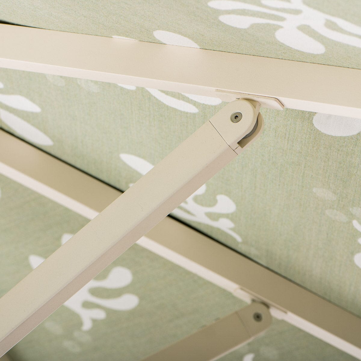 The Resort Market Umbrella in Sandstone | 12' Antique White Frame Bundle Business & Pleasure Co. 