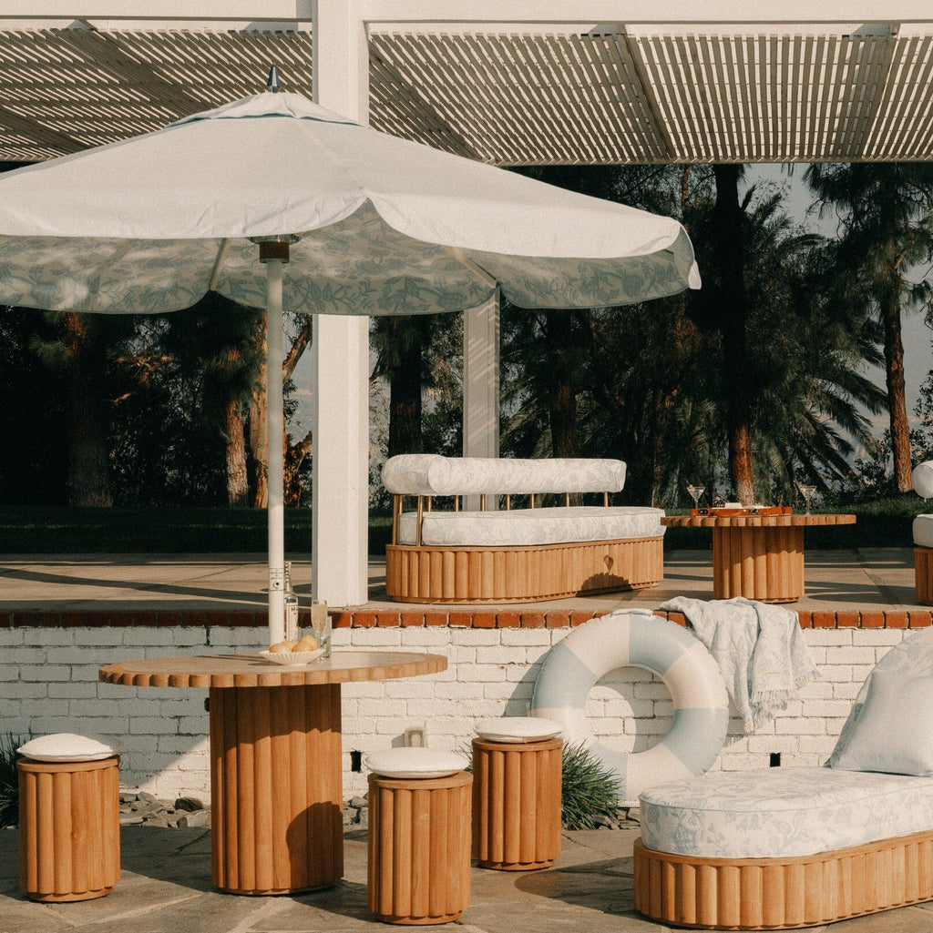 The Resort Market Umbrella in Sky Blue | 10' Antique White Frame Resort Market Bundle Business & Pleasure Co. 