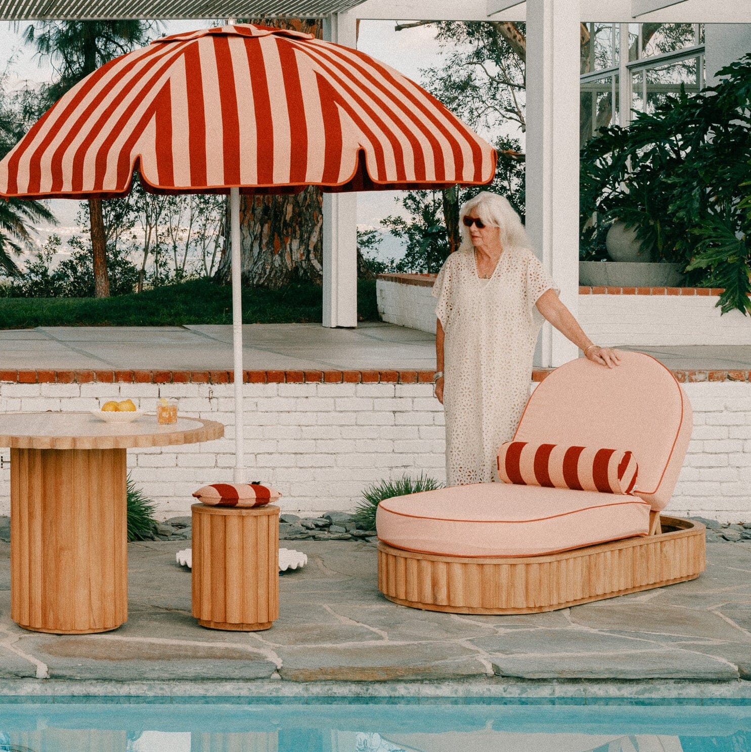 Daisy Sun Lounger in Rivie Pink | Teakwood Frame Daisy Sun Lounger Kit Business & Pleasure Co. 