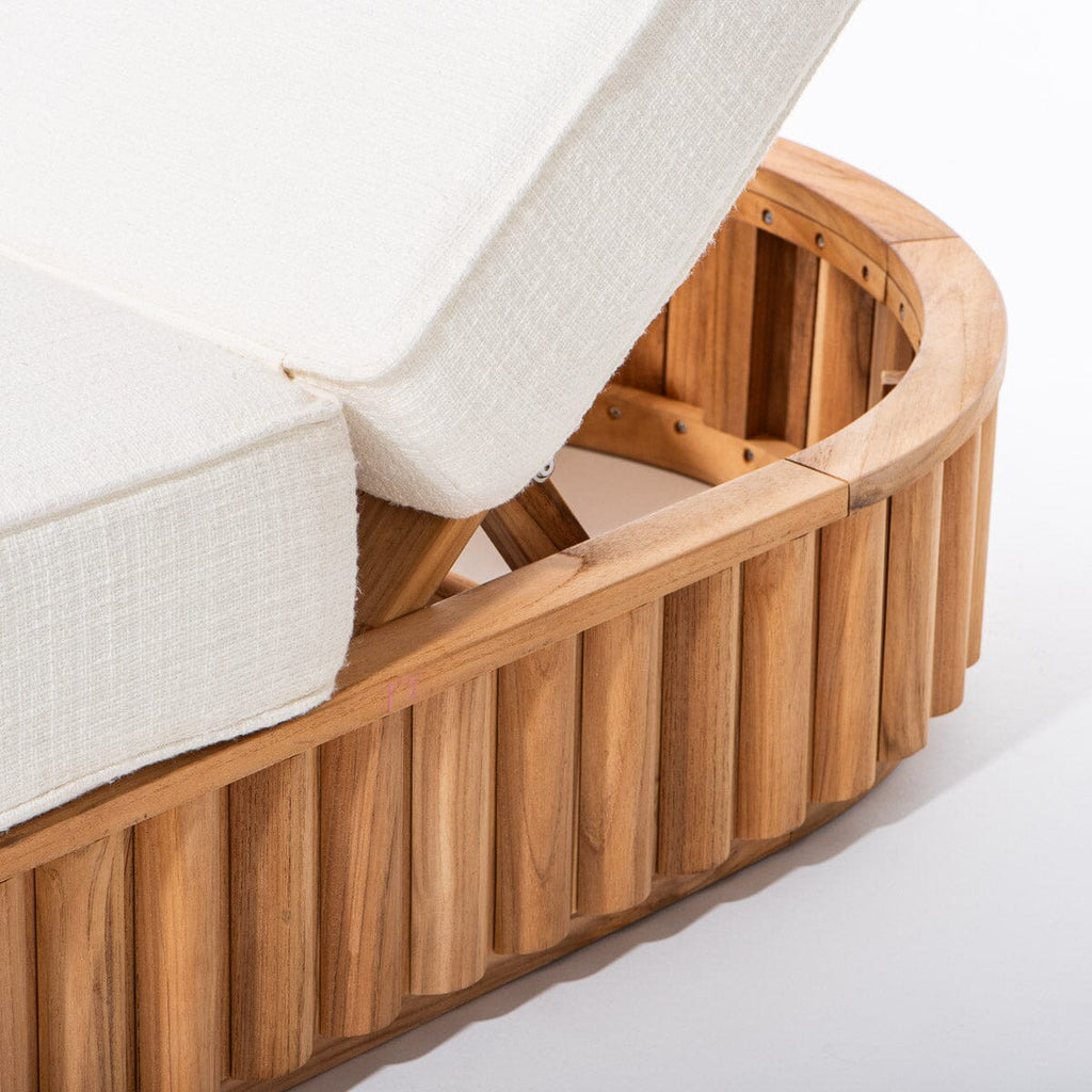 The Daisy Sun Lounger Daisy Sun Lounger Business & Pleasure Co. 