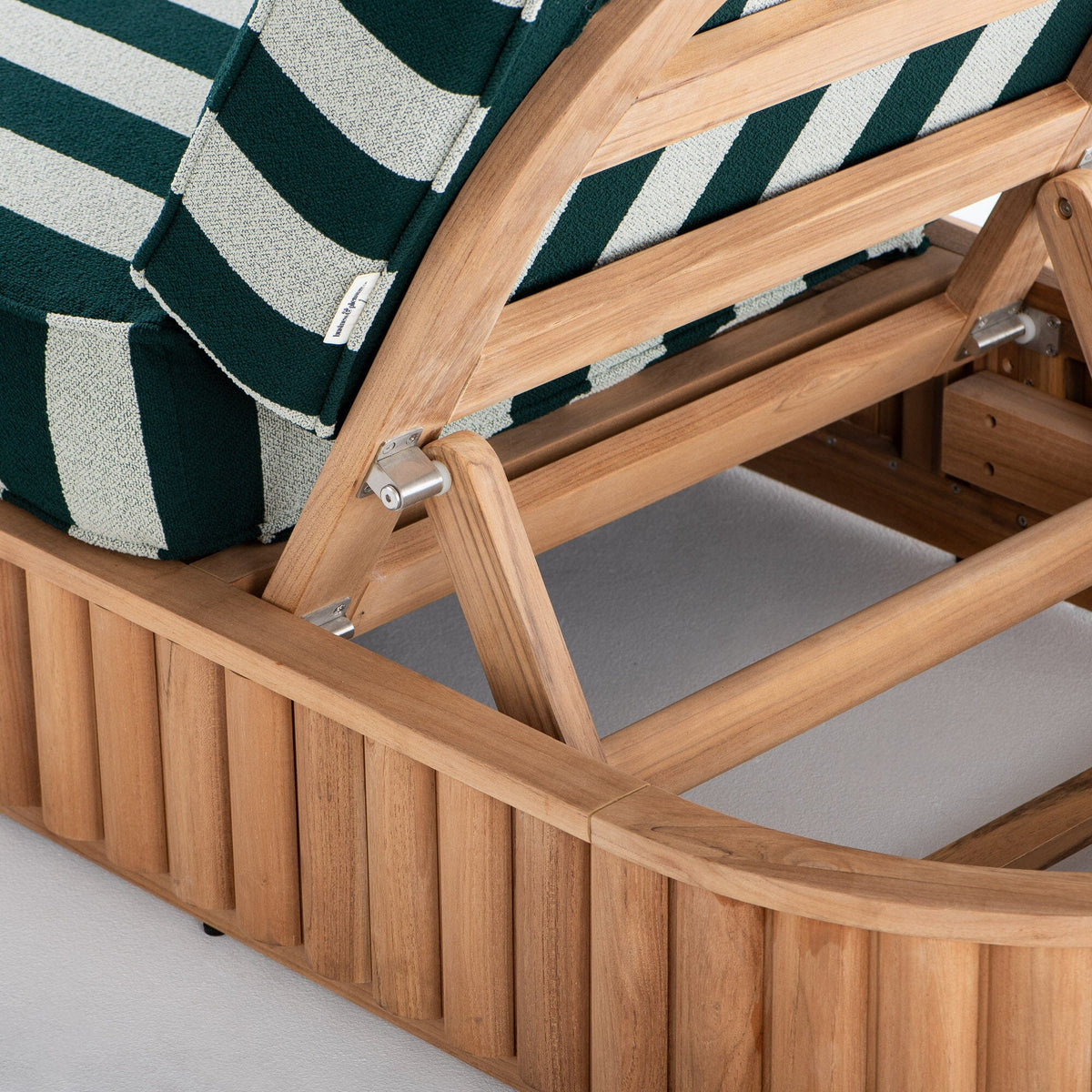 The Daisy Sun Lounger Daisy Sun Lounger Kit Business & Pleasure Co. 