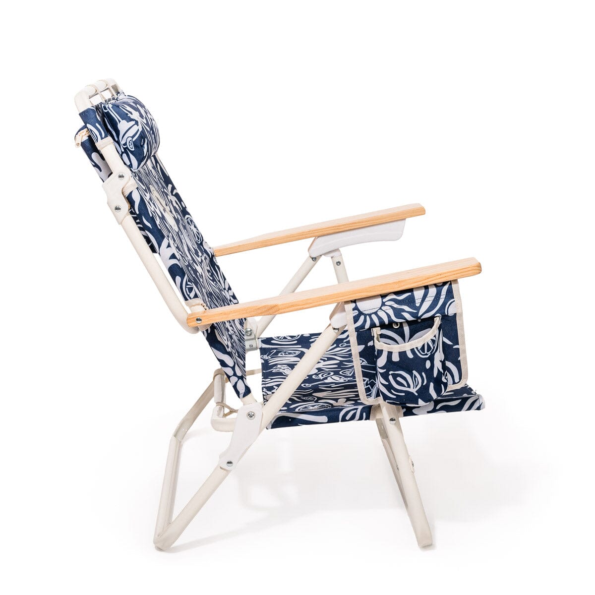 The Mañana Chair - Continental Drifter Tiki Mañana Beach Chair Margaritaville by B&P Co. 