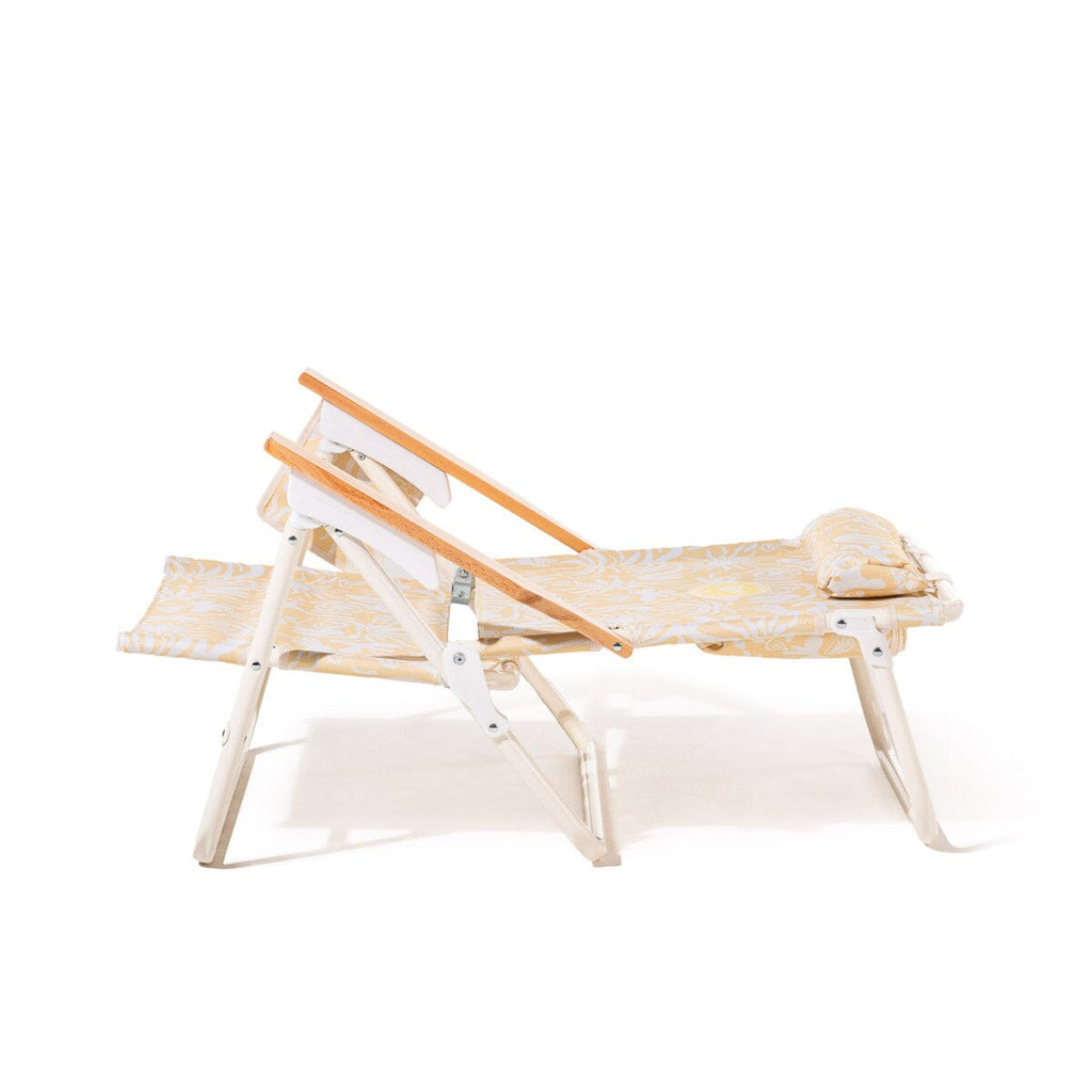 The Mañana Chair Mañana Beach Chair Margaritaville by B&P Co. 