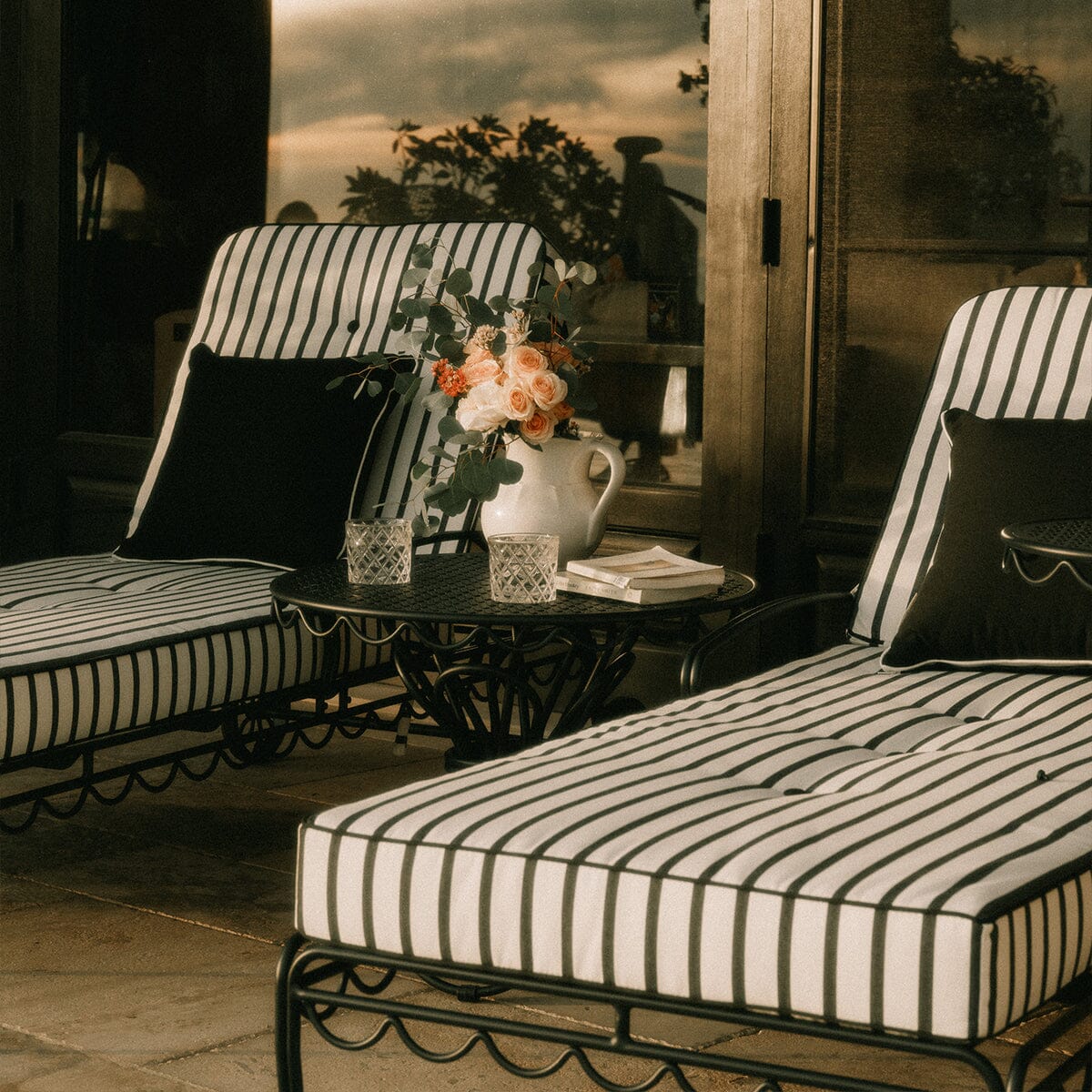 The Al Fresco Sun Lounger - Frame - Vintage Black Al Fresco Sun Lounger Business & Pleasure Co. 