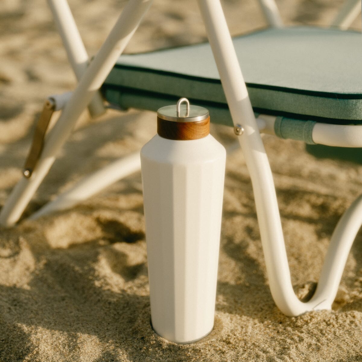The Hemingway Drinkware - Flask - Antique White - 25 Oz Drinkware Business & Pleasure Co 