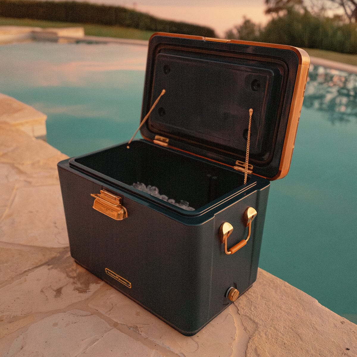 The Hemingway Cooler - Boathouse Navy - 55 Quarts Hard Cooler Business & Pleasure Co 