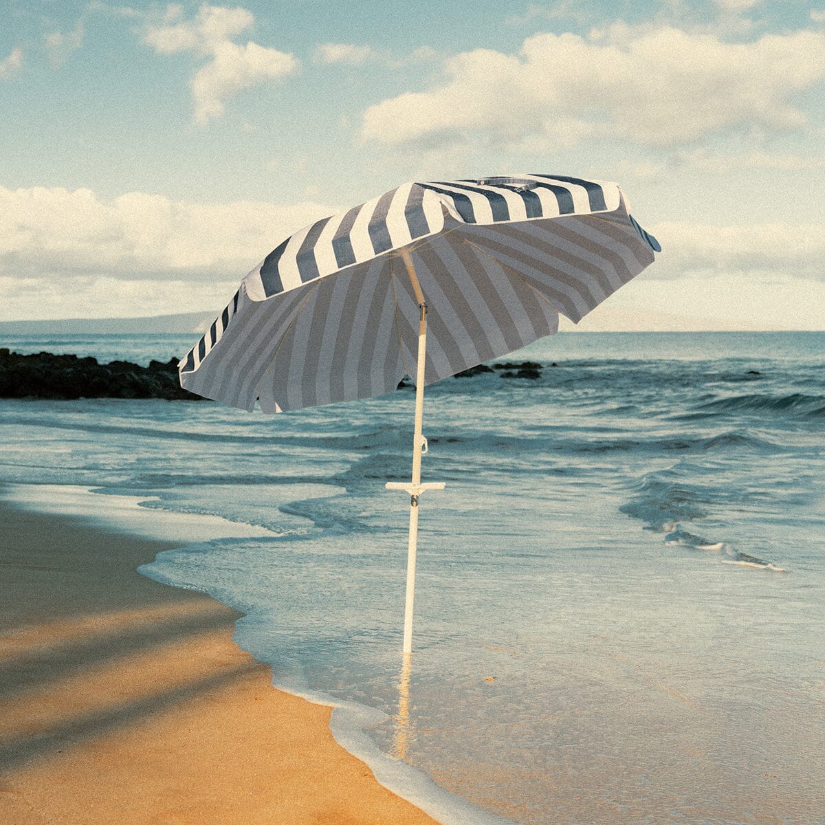 The Mañana Umbrella - Continental Drifter Stripe Mañana Umbrella Margaritaville by B&P Co. 